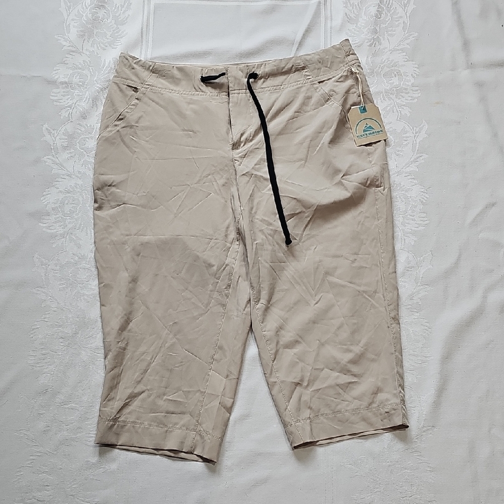 Breezy Excursion Women's Tan Bermudas